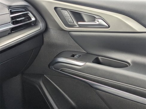 Certified 2025 Chevrolet Traverse LT image 15