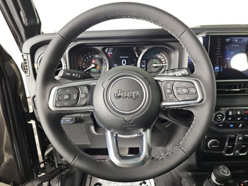 New 2025 Jeep Wrangler Unlimited Sahara image 12
