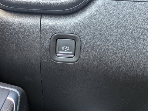 Used 2023 GMC Sierra 2500 Denali w/ Denali Black Diamond Edition image 26