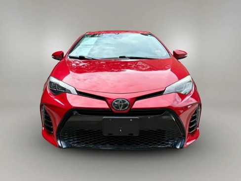 Used 2018 Toyota Corolla SE image 8