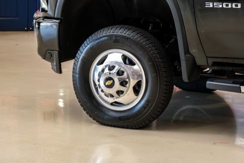 Used 2022 Chevrolet Silverado 3500 High Country w/ Safety Package II image 54