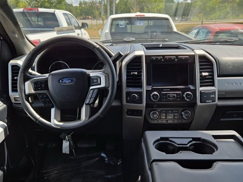 Used 2019 Ford F250 Lariat image 4