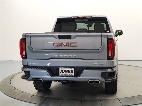Used 2024 GMC Sierra 1500 AT4 w/ Technology Package image 7
