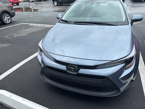 Used 2023 Toyota Corolla LE image 1