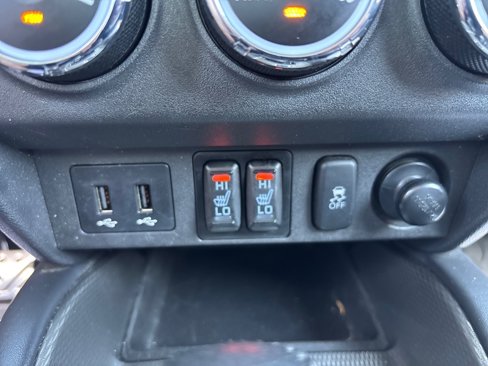 Used 2018 Mitsubishi Outlander Sport SEL image 35