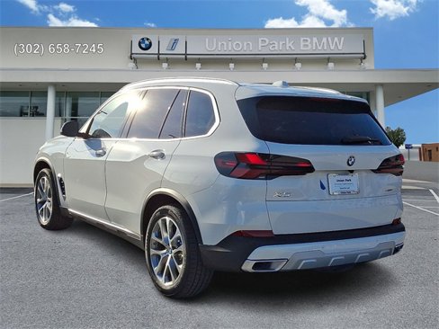 Used 2025 BMW X5 xDrive40i w/ Premium Package image 6