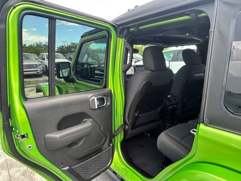 New 2025 Jeep Wrangler Unlimited Rubicon image 37