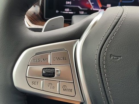 New 2026 BMW X7 xDrive40i w/ Executive Package image 16