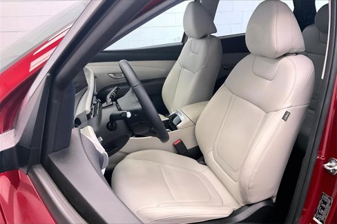 Used 2025 Hyundai Tucson SEL image 16