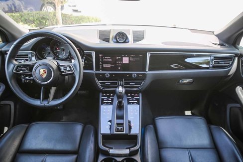 Used 2022 Porsche Macan image 13