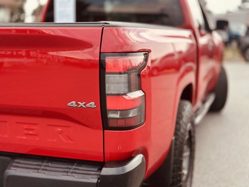 Used 2022 Nissan Frontier S w/ Technology Package image 9