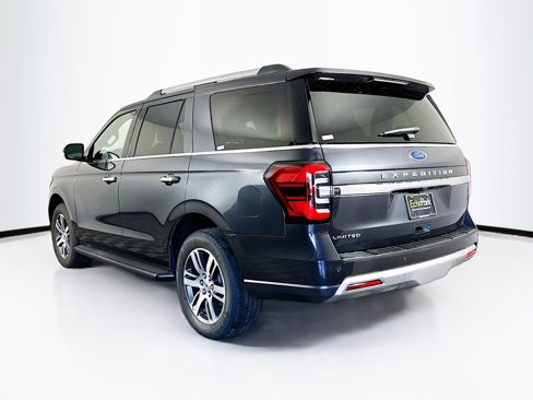 Used 2024 Ford Expedition Limited image 5