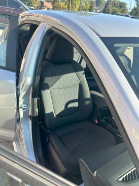 Used 2021 Toyota Corolla LE w/ Carpet Mat Package (TMS) image 27