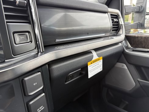 New 2026 Ford F350 Lariat image 40