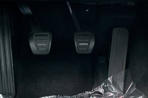 Used 2018 Chevrolet Camaro SS image 42