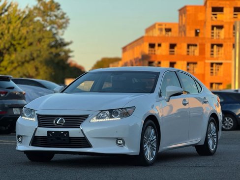 Used 2015 Lexus ES 350 image 1
