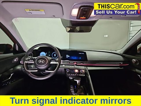 Used 2024 Hyundai Elantra Limited image 16