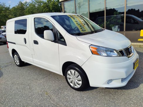 Used 2018 Nissan NV200 SV image 2