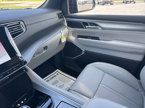 New 2025 Jeep Wagoneer 4WD image 43