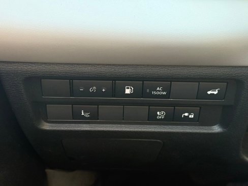 New 2025 Mitsubishi Outlander SEL image 9