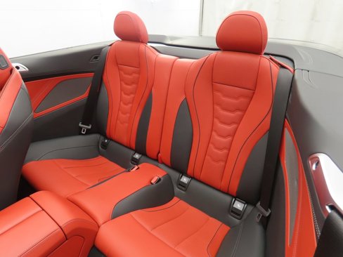 Certified 2025 BMW 840i xDrive Convertible w/ M Sport Professional Package image 29