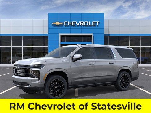 New 2026 Chevrolet Suburban High Country image 2