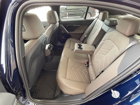 New 2026 BMW 550e xDrive image 26