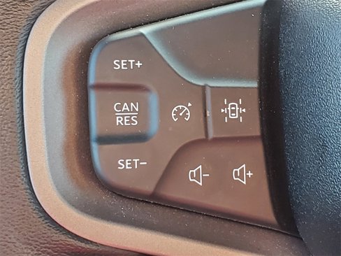 Used 2022 Ford Bronco Big Bend image 14