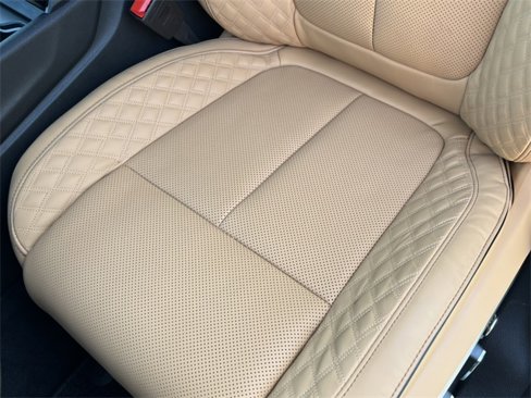 New 2025 Jeep Grand Cherokee Summit image 11