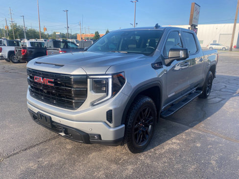 Used 2025 GMC Sierra 1500 Elevation w/ Elevation Premium Package image 6