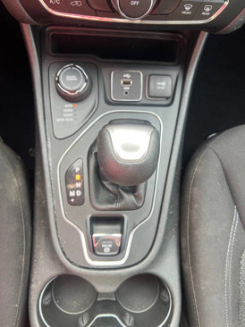 Used 2019 Jeep Cherokee Latitude w/ Popular Appearance Group image 13