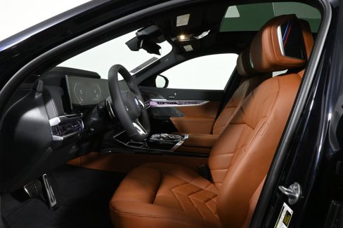 New 2026 BMW i7 xDrive60 image 3