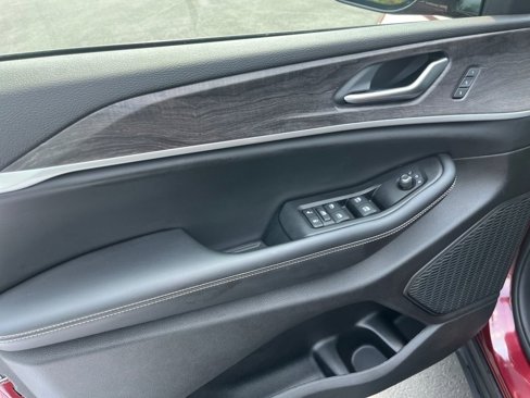 Used 2023 Jeep Grand Cherokee Limited image 10