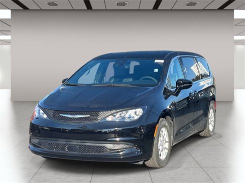 New 2026 Chrysler Voyager LX image 8