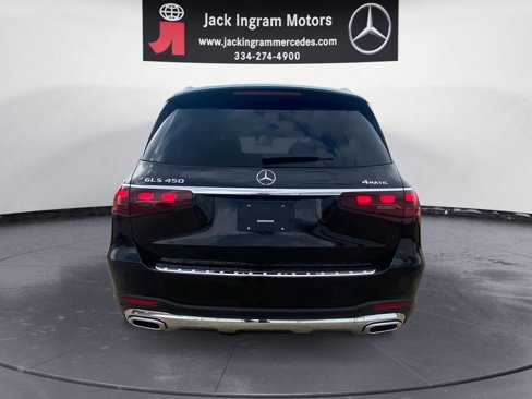 New 2026 Mercedes-Benz GLS 450 4MATIC image 4