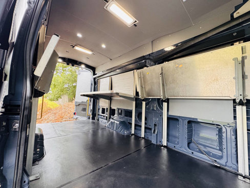 Used 2020 Ford Transit 250 148 High Roof Extended image 8