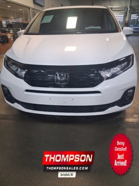 Used 2025 Honda Odyssey Touring image 1