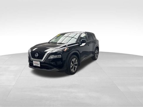 Used 2023 Nissan Rogue SV image 3