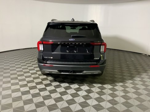 New 2025 Ford Explorer Active w/ Active Comfort Package image 9