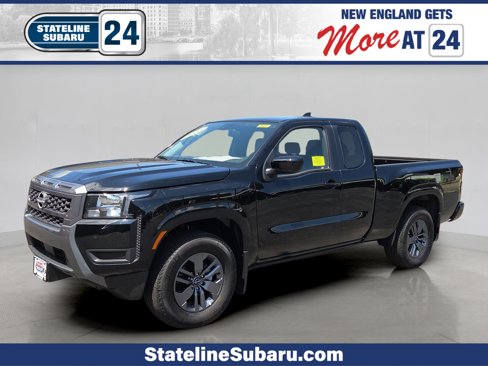 Used 2025 Nissan Frontier SV image 1