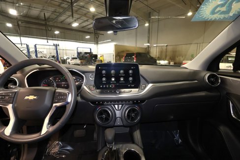 Certified 2025 Chevrolet Blazer LT image 11