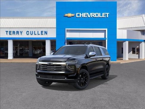 New 2025 Chevrolet Suburban Premier image 8
