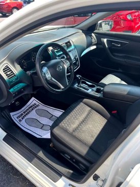 Used 2018 Nissan Altima 2.5 SV image 15
