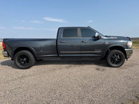 Used 2020 RAM 3500 Limited w/ Max Tow Package image 4
