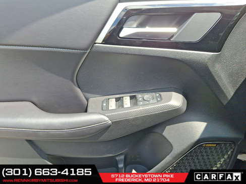 New 2025 Mitsubishi Outlander SE image 12