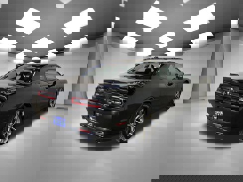 Used 2022 Dodge Challenger R/T image 3