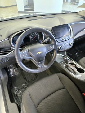 Used 2020 Chevrolet Malibu LT image 12