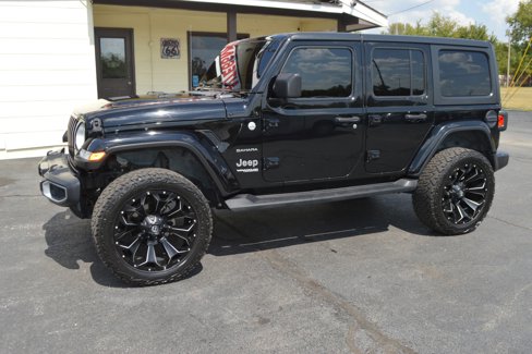Used 2021 Jeep Wrangler Unlimited Sahara w/ Uconnect 4C Nav & Sound Group image 3