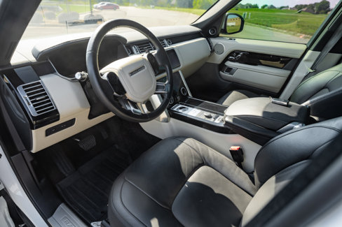 Used 2020 Land Rover Range Rover HSE image 33
