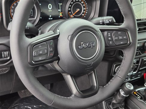 New 2025 Jeep Gladiator Rubicon w/ Convenience Group image 12